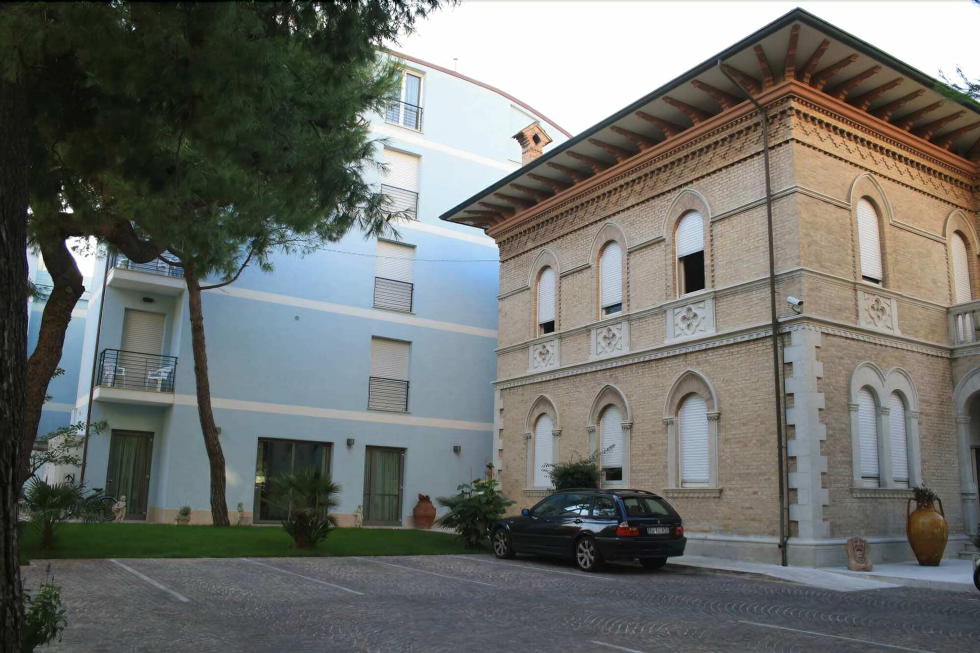 Hotel Chiaraluna Civitanova Marche Extérieur photo