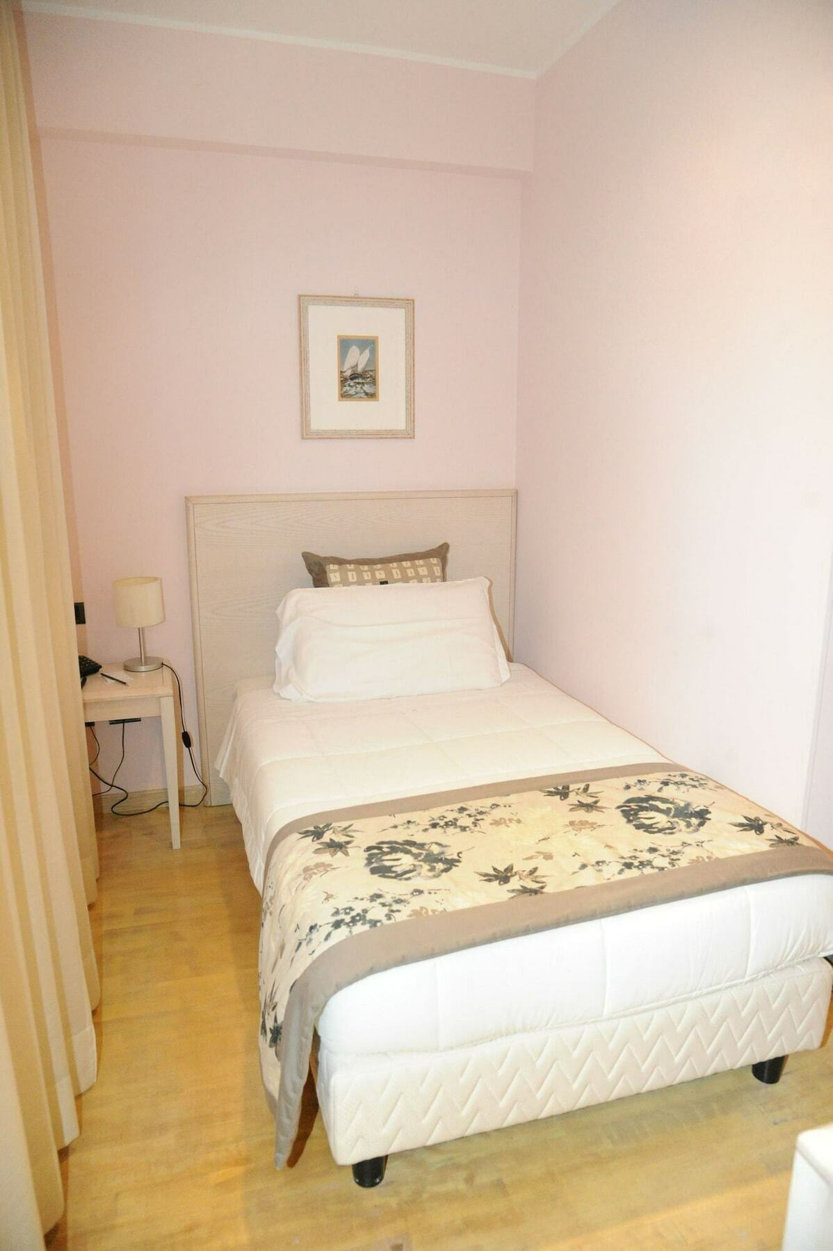 Hotel Chiaraluna Civitanova Marche Extérieur photo