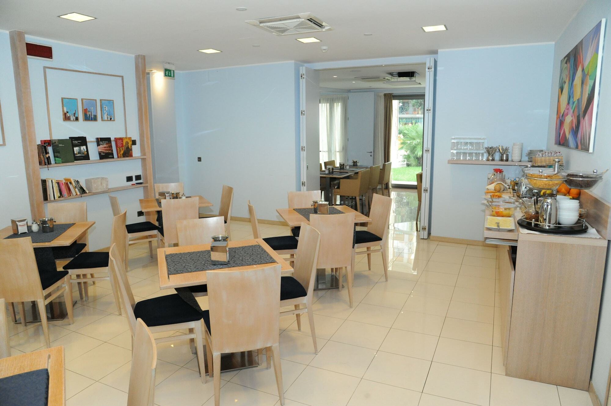 Hotel Chiaraluna Civitanova Marche Extérieur photo